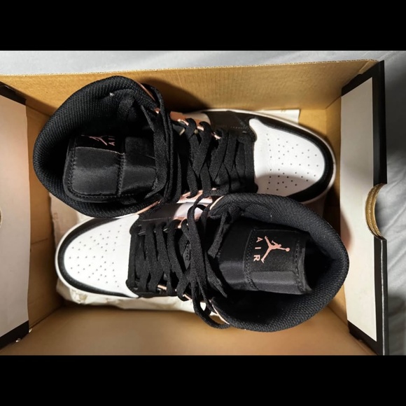 Air Jordan 1 mid - Picture 2 of 3